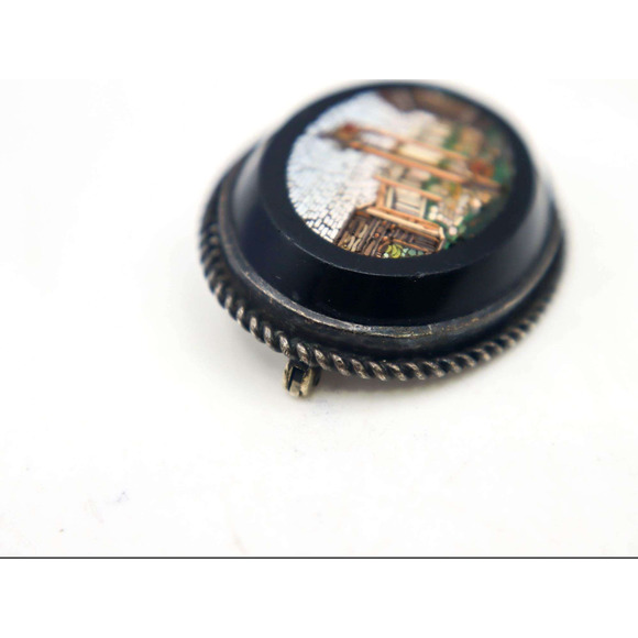Antique Victorian Micro Mosaic Brooch Temple of Vespasian Grand Tour Memento - Picture 4 of 6